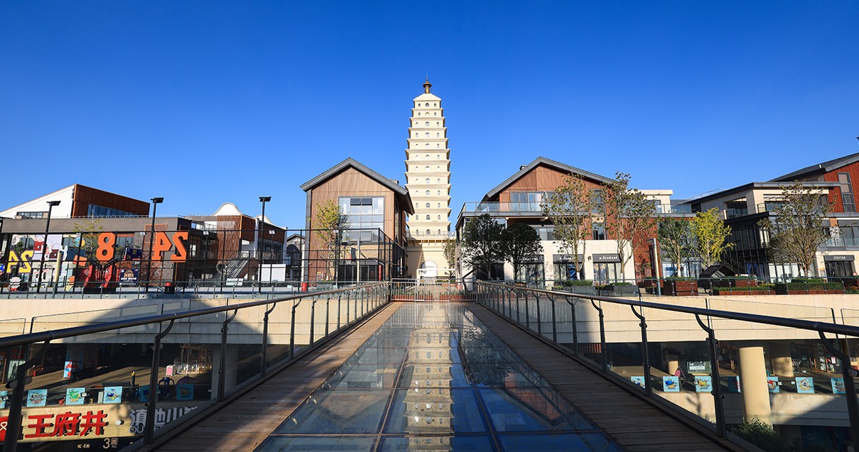 ����ɭ����ballbet�������������С��