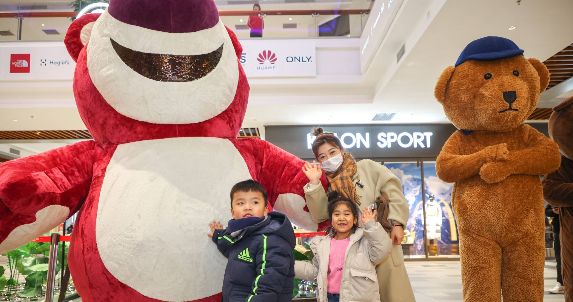 ����ɭ����ballbet��������������ɽС��