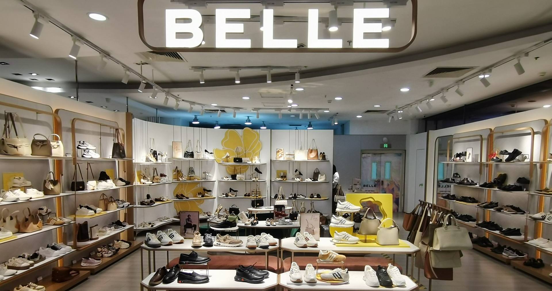 �������Ѵ���ͨ�ݵ�