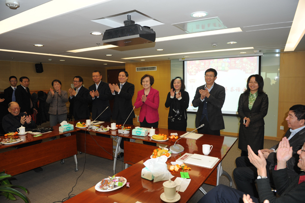 ballbet������(�й�)����ɭ����