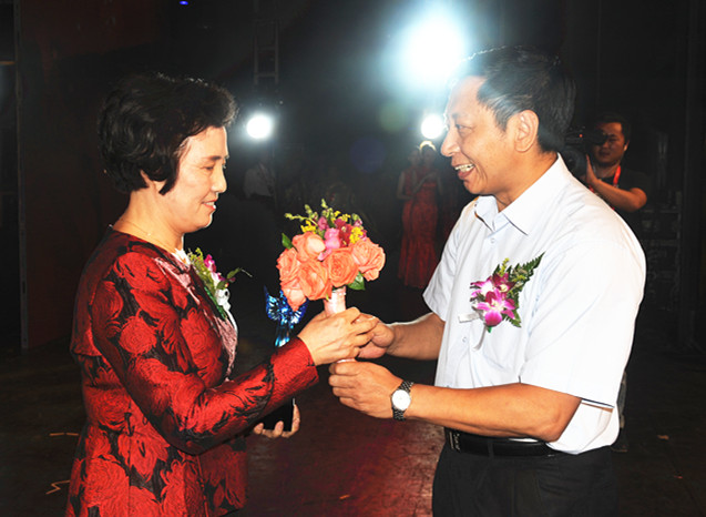 ballbet������(�й�)����ɭ����