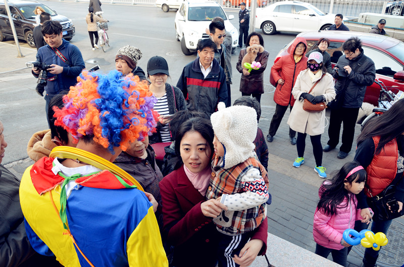 ballbet������(�й�)����ɭ����