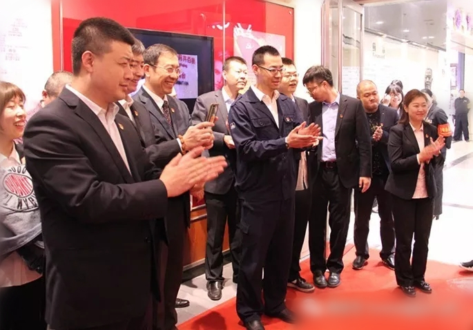 ballbet������(�й�)����ɭ����