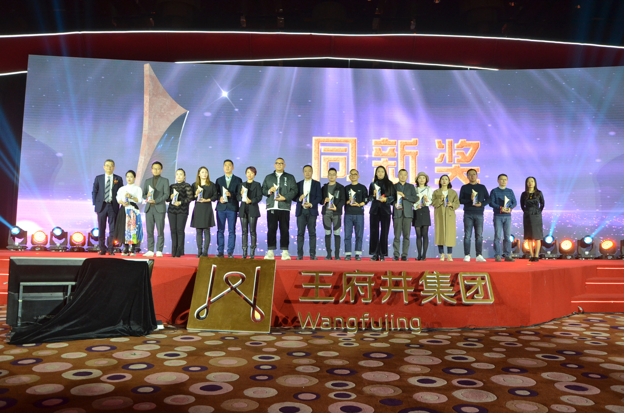 ballbet������(�й�)����ɭ����