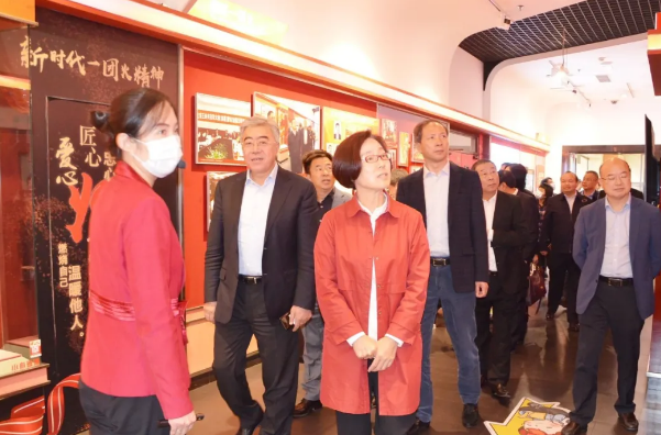 ballbet������(�й�)����ɭ����