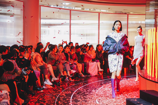 ballbet������(�й�)����ɭ����