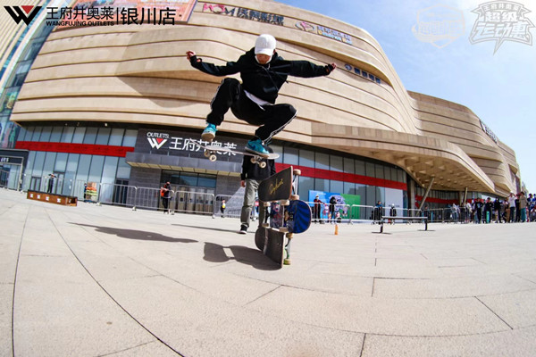 ballbet������(�й�)����ɭ����