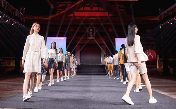 ballbet������(�й�)����ɭ����