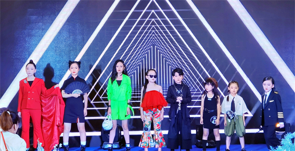 ballbet������(�й�)����ɭ����