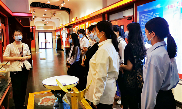 ballbet������(�й�)����ɭ����