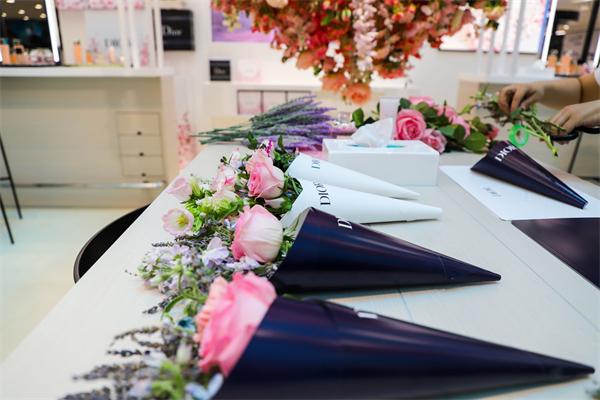 ballbet������(�й�)����ɭ����