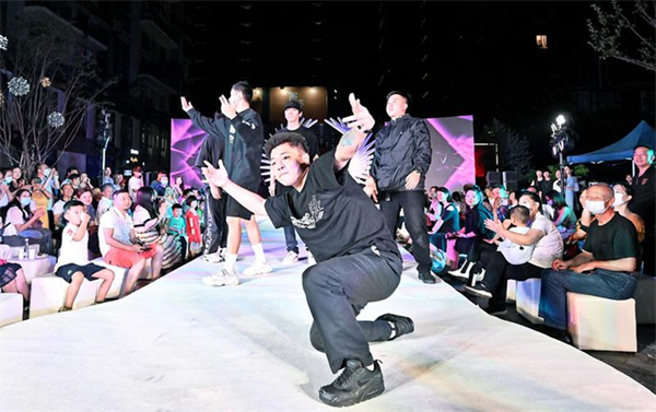 ballbet������(�й�)����ɭ����