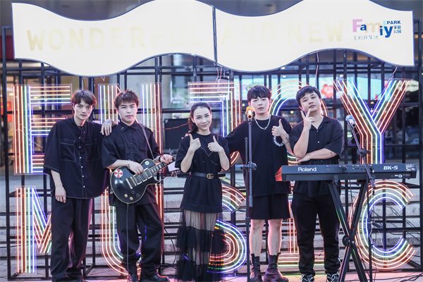 ballbet������(�й�)����ɭ����