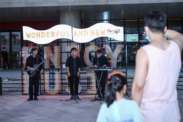 ballbet������(�й�)����ɭ����