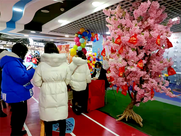 ballbet������(�й�)����ɭ����