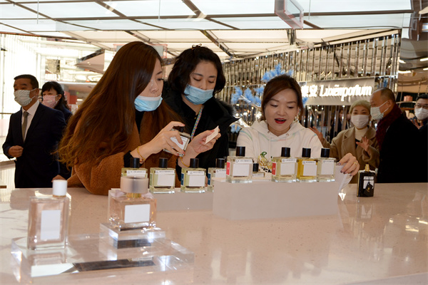 ballbet������(�й�)����ɭ����