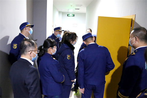 ballbet������(�й�)����ɭ����