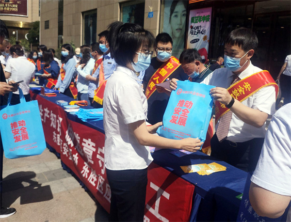 ballbet������(�й�)����ɭ����