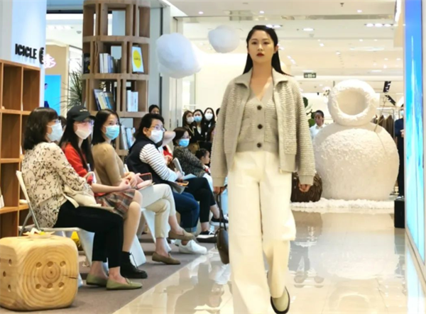 ballbet������(�й�)����ɭ����