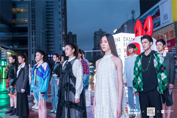 ballbet������(�й�)����ɭ����